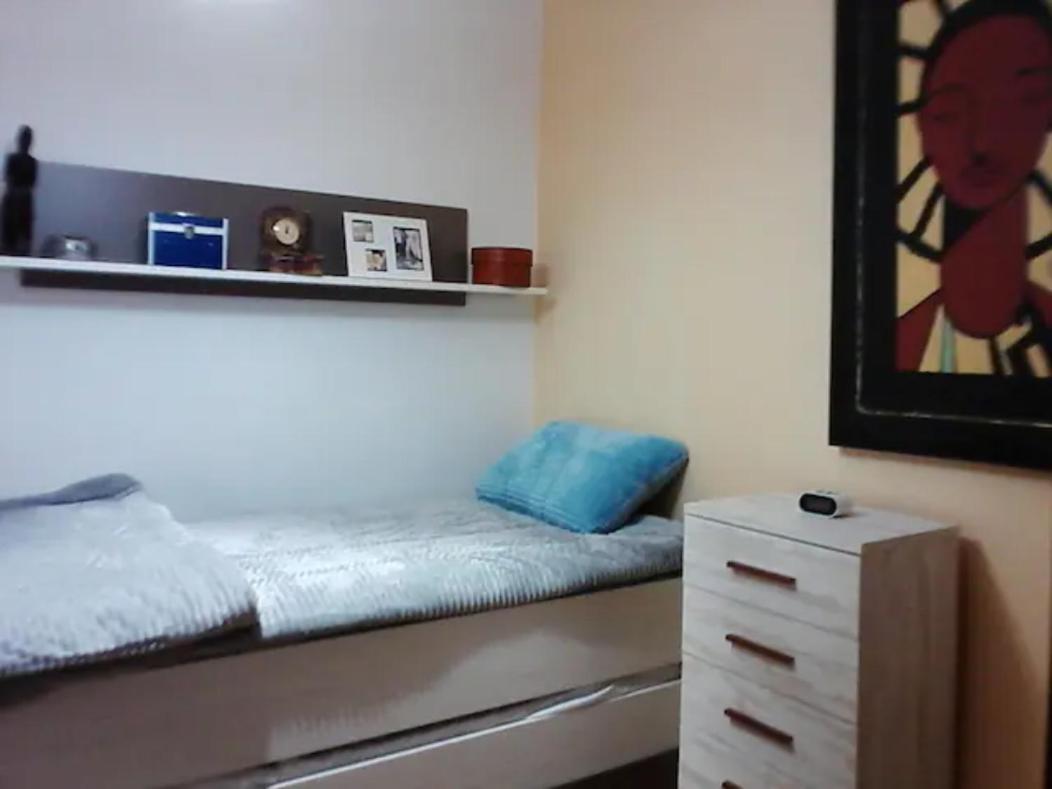 Las Golondrinas Zaragoza Habitacion Individual 外观 照片