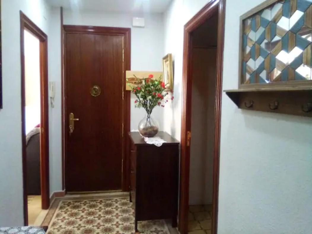 Las Golondrinas Zaragoza Habitacion Individual 外观 照片