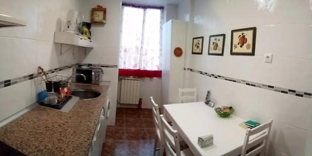 Las Golondrinas Zaragoza Habitacion Individual 外观 照片